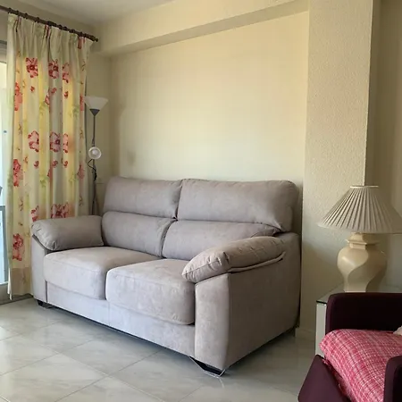 On The Beach, Fantastic Sea And Pool Views, 2 Bedroom *